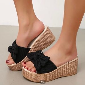 NWOT Black Bow Tie Platform Wedges Espedrille Sandals